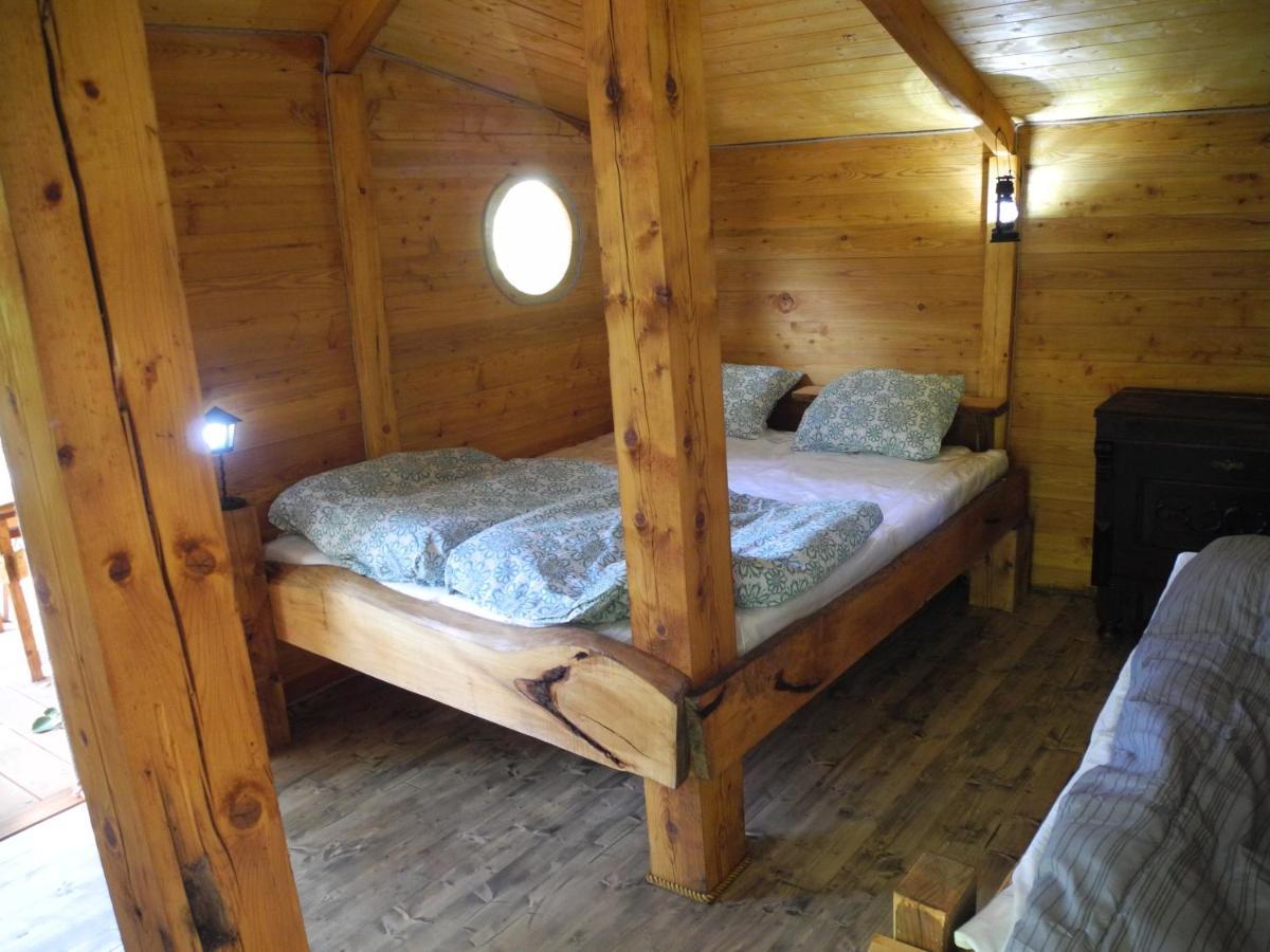 Bohutín Treehouse V Brdech 빌라 외부 사진
